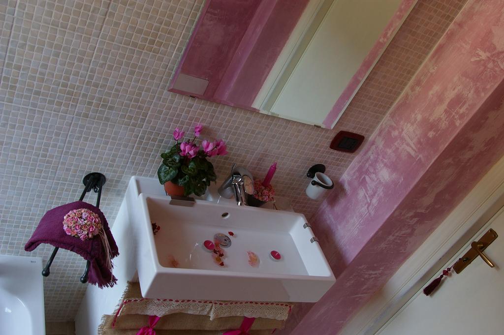 Serapo Bed And Breakfast Гаэта Номер фото